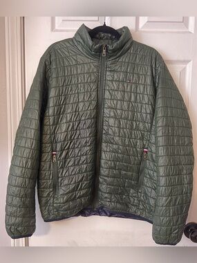 Tommy Hilfiger Men’s L Olive Green Quilted Lightweight Puffer Jacket